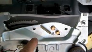 How to open the rear door on Toyota Sequoia for repair