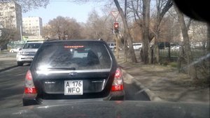 Хам на встречке.