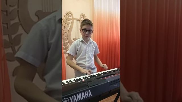 А. Островский «Спят усталые игрушки» Исполняет Боков Владимир смотреть онлайн