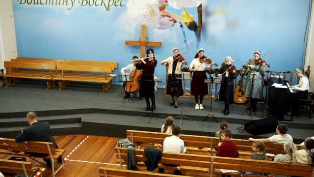 Тихая ночь - молодежный оркестр Се-Верная Церковь ОЦХВЕ г. Волгоград смотреть онлайн