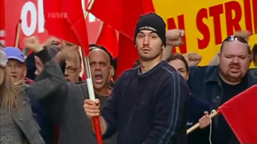 Незаконная демонстрация!?