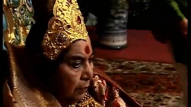 Шри Ганеша Пуджа, 22.09.2001 г Кабелла, Италия - Джей Ганеша Джи Ки Ма Амбе смотреть онлайн