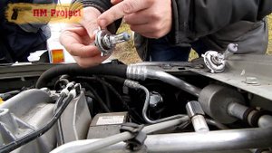 Ремонт Ларгуса - Замена лампы H4 в фарах на LADA Largus (практика)