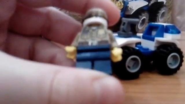 Обзор подарка на Рождество  Лего сити Полицейское преследование №4437 смотреть онлайн