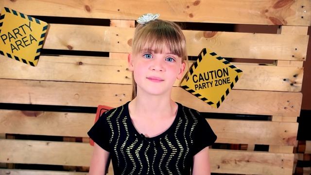 Английский для всех: Do you think making videos is easy? Вы думаете снимать видео легко? Bloopers смотреть онлайн