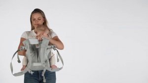 Как надеть эргорюкзак Omni Breeze от Ergobaby лицом к себе.mp4