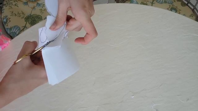 бабочки на стене :) смотреть онлайн