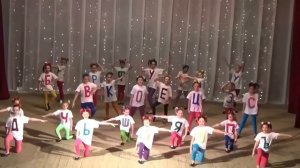 Рубрика «Танцуй вместе с нами». Образцовый коллектив эстрадного танца «Фантазия» - «Алфавит»