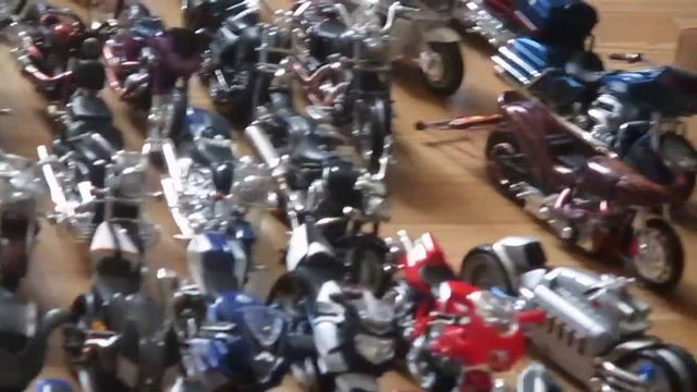 Вся моя коллекция мотоциклов 1:18 смотреть онлайн