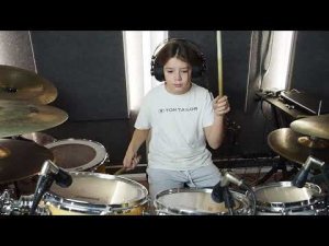 Эрик 11 лет drum cover Metallica - Enter Sandman школа музыки Части Ритма