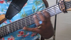 How To Play Thundercat- 'Dragonball Durag' (Bass Tutorial)