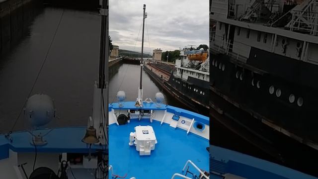 Шлюзование. Канал им Москвы.