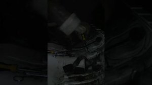 Видео нисан ад 2002г замена бензо фильтра чясть первая