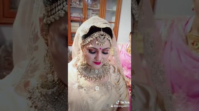Gulab Makeup Mantra jazz up beauty parlour and hair spa center смотреть онлайн