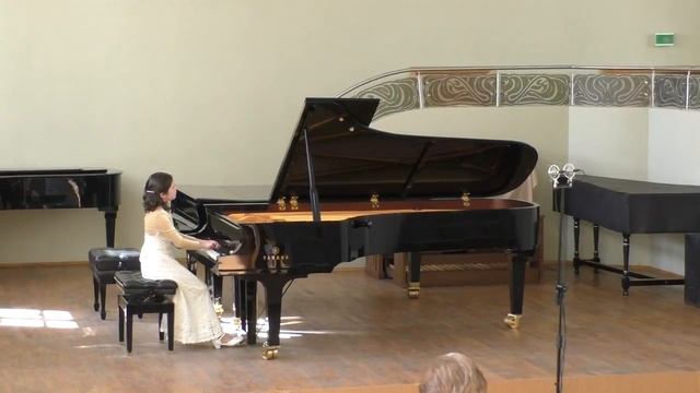 Анна Валиева, 11 лет. Ф. Шопен. Ноктюрн си-мажор, ор.32 смотреть онлайн