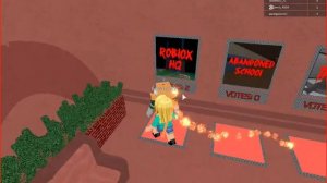красная девочка roblox