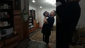 Упражнения с гирей 32 кг
