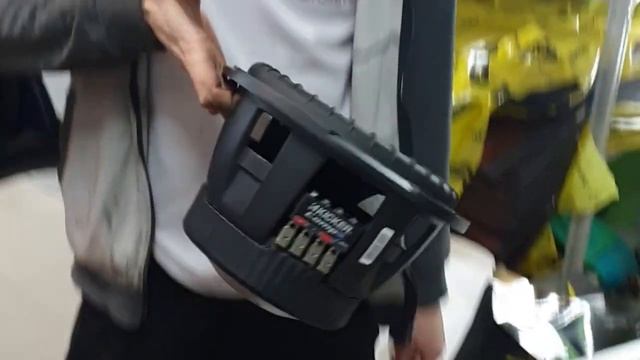 Изготавливаем сабвуфер в крыло автомобиля "стелс" для INFINITI FX37, динамик Kicker CWQ 104. смотреть онлайн