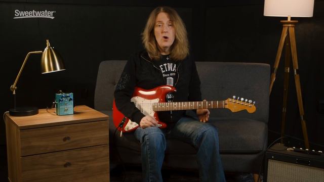 Fender Marine Layer Reverb Pedal Review смотреть онлайн