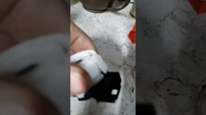 Как снять контактную групу замка зажигания шкода актавия фольцваген