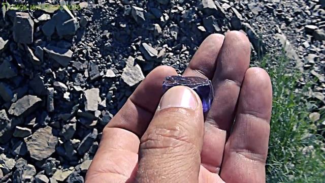 Нашел драгоценные камни и самородок смотреть онлайн