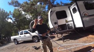 Жизнь в доме на колёсах | Как подключить и отключить автодом к коммуникациям | Кемпинг в США