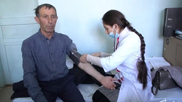 В Дахадаевский район поступила вторая партия вакцины смотреть онлайн