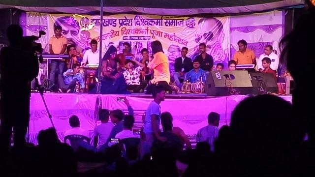 Vishal gagan ka desh bhakti dard bhari git stage show kandi kushwaha aniket arya смотреть онлайн