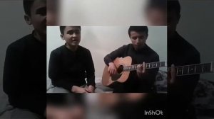 Махабат багындагы кайрат нуртас.на гитаре
