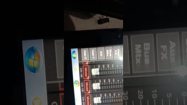 x32 kontrol pake tochscrren monitor dell p2714t ..27 inc oke mantap. cocok buat window 7 dan 8. смотреть онлайн