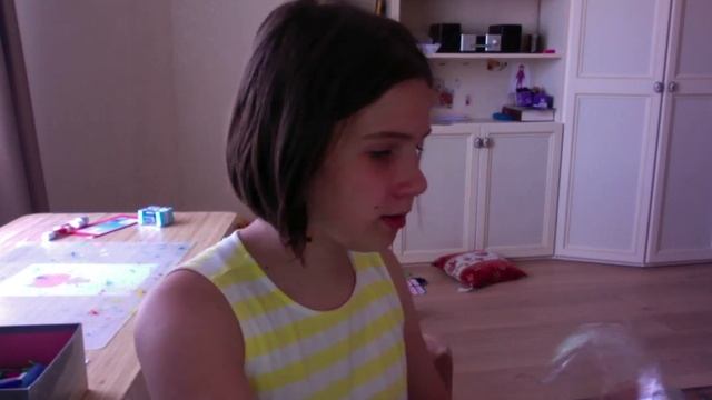 Соня получила подарки на день города распаковка смотреть онлайн