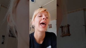 Разница в произношении твёрдого звука Р и мягкого Рь, куда ставим язык, ответ на вопрос.