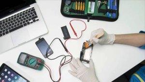 Удалось устранить мерцания/рябь брак экрана, на IPhone XR решение от Apple