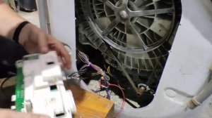 Ariston Hotpoint AQXL85 Ремонт блока питания, мозгов, платы EVO2