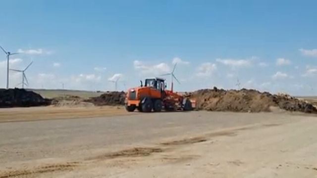 Работа грейдера на ветровых станциях смотреть онлайн