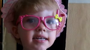 ★Sofi TV★ the echo in the stairwell. Эхо в подъезде