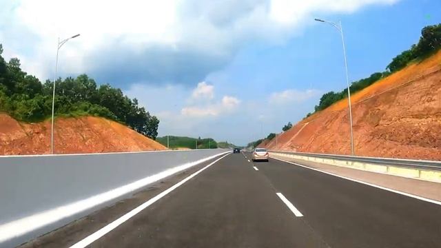 Cao Tốc Vân Đồn Móng Cái Đẹp Nhất Việt Nam- Quê Quảng Ninh смотреть онлайн