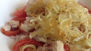 Рыбный салат из сайры