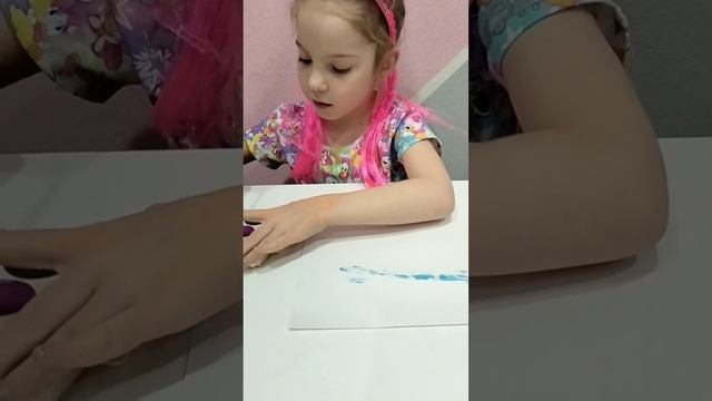 Искорки талантов.Номинация "Изотворчество,нетрадиционная техника".Иванова Стефания группа "Бусинки" смотреть онлайн