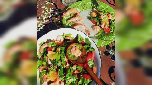 Рецепт салата с креветками смотреть онлайн