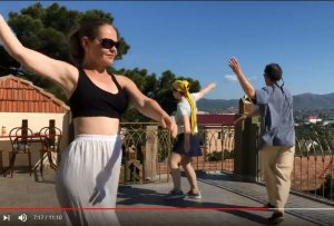 Цигун в ходьбе Сяояобу. Разгильдяйский шаг.MOV