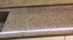 E-stoun.ru : столешница из кварцевого агломерата MU410 с двумя интегрированными кварцевыми мойками