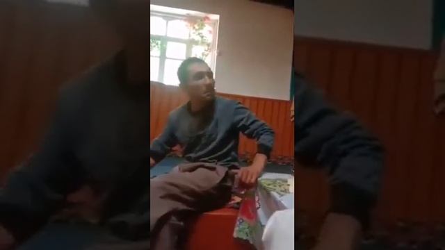 Му акли чис Му сиёсат чис