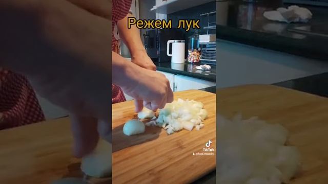 Как у бабушки. Блинчики с ливерной колбасой. Простой и вкусный рецепт