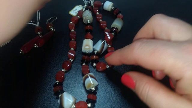 Сердолик ?,бусы? серьги.  КАМЕНЬ СОЛНЦА?