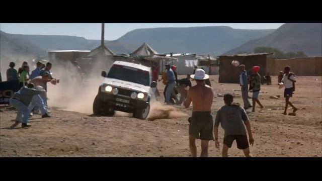 Who Am I? Jackie Chan Racing in Africa！ смотреть онлайн