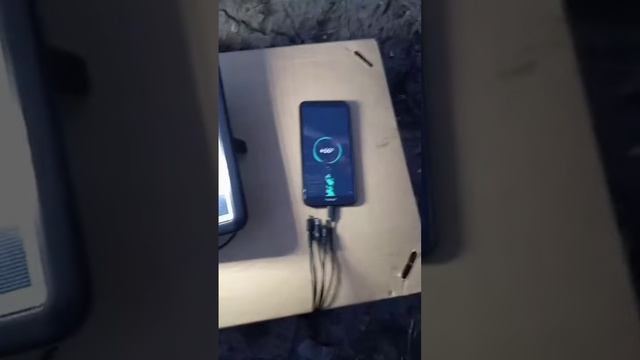 Солнечная батарея работает днём и ночью!Хорошая вещь в походе! смотреть онлайн