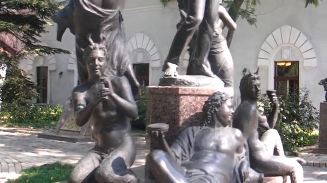 Часть 4  День музеев и далее в парк имени Шевченко смотреть онлайн