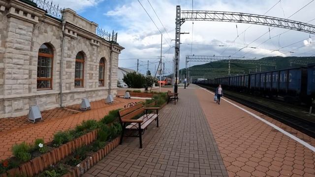21 июня. Небольшая экскурсия по Слюдянке. Центр. Рынок. Вокзал. Байкал. Река Похабиха.