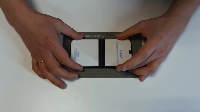 Инструкция по установке защитной пленки Hoco. Гидрогелевая плёнка на дисплей. смотреть онлайн